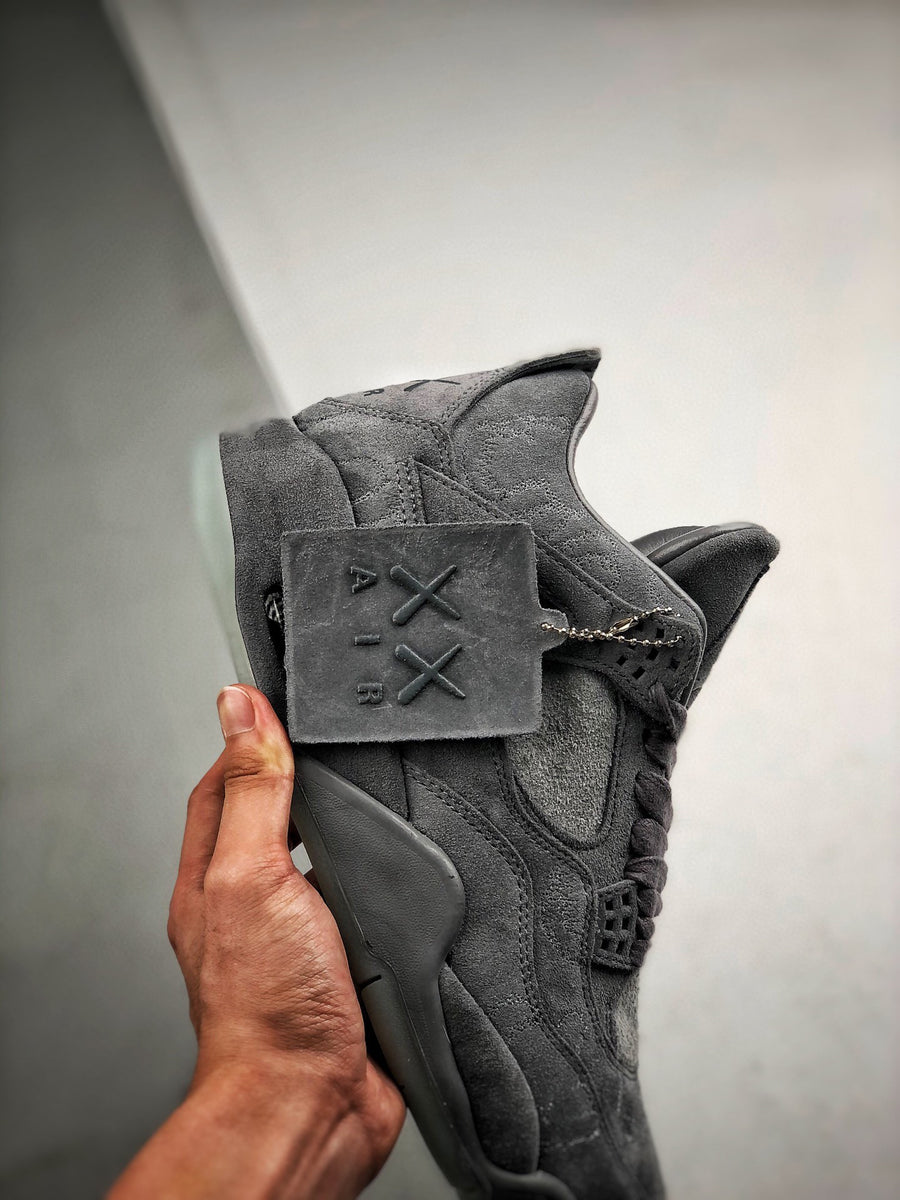 Air Jordan 4 & Kaws