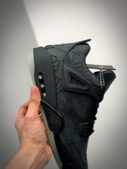 Air Jordan 4 & Kaws