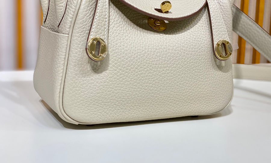 Hermes Mini Lindy Craie Taurillon Clemence