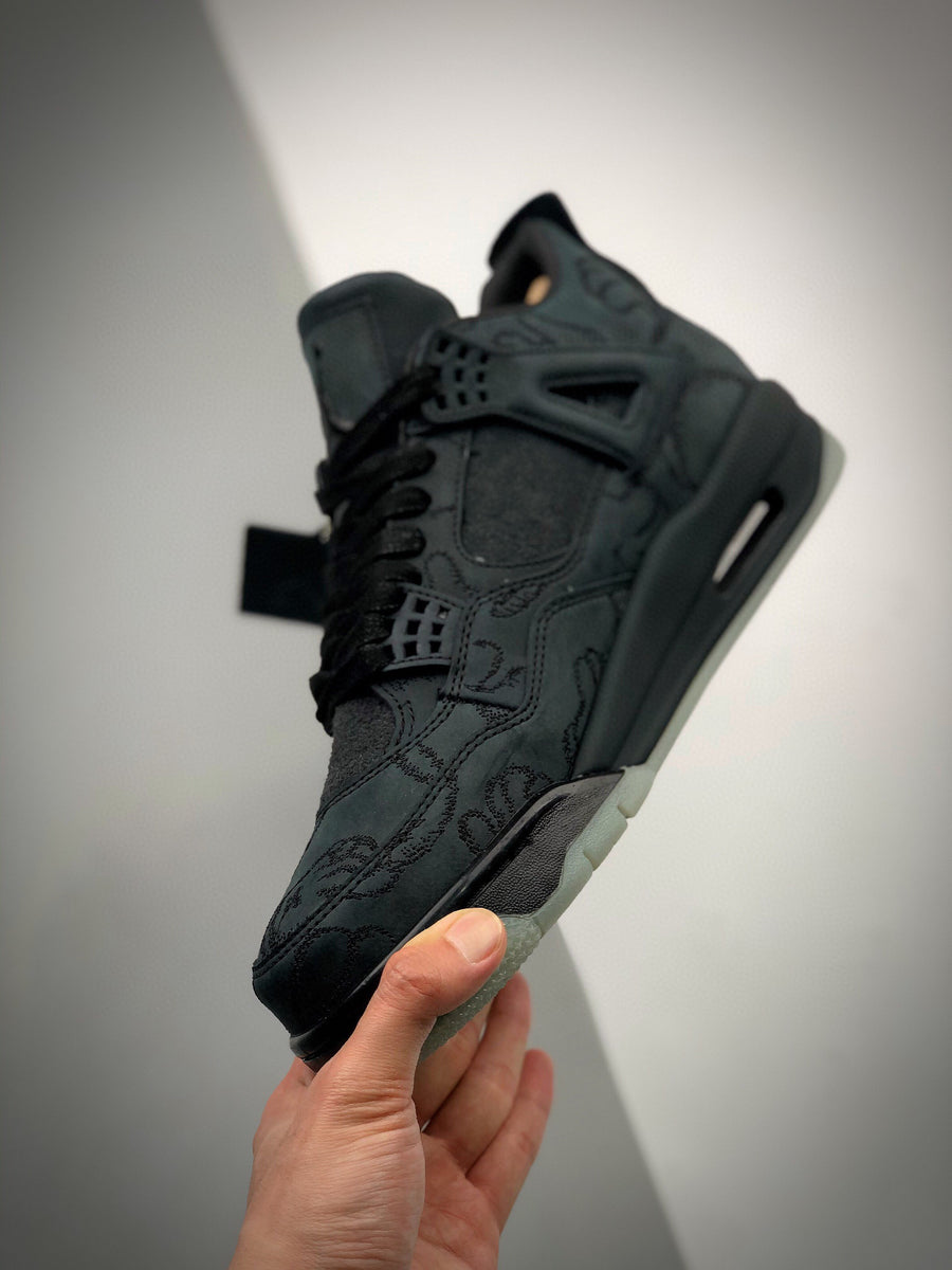 Air Jordan 4 & Kaws