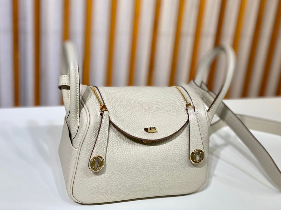 Hermes Mini Lindy Craie Taurillon Clemence