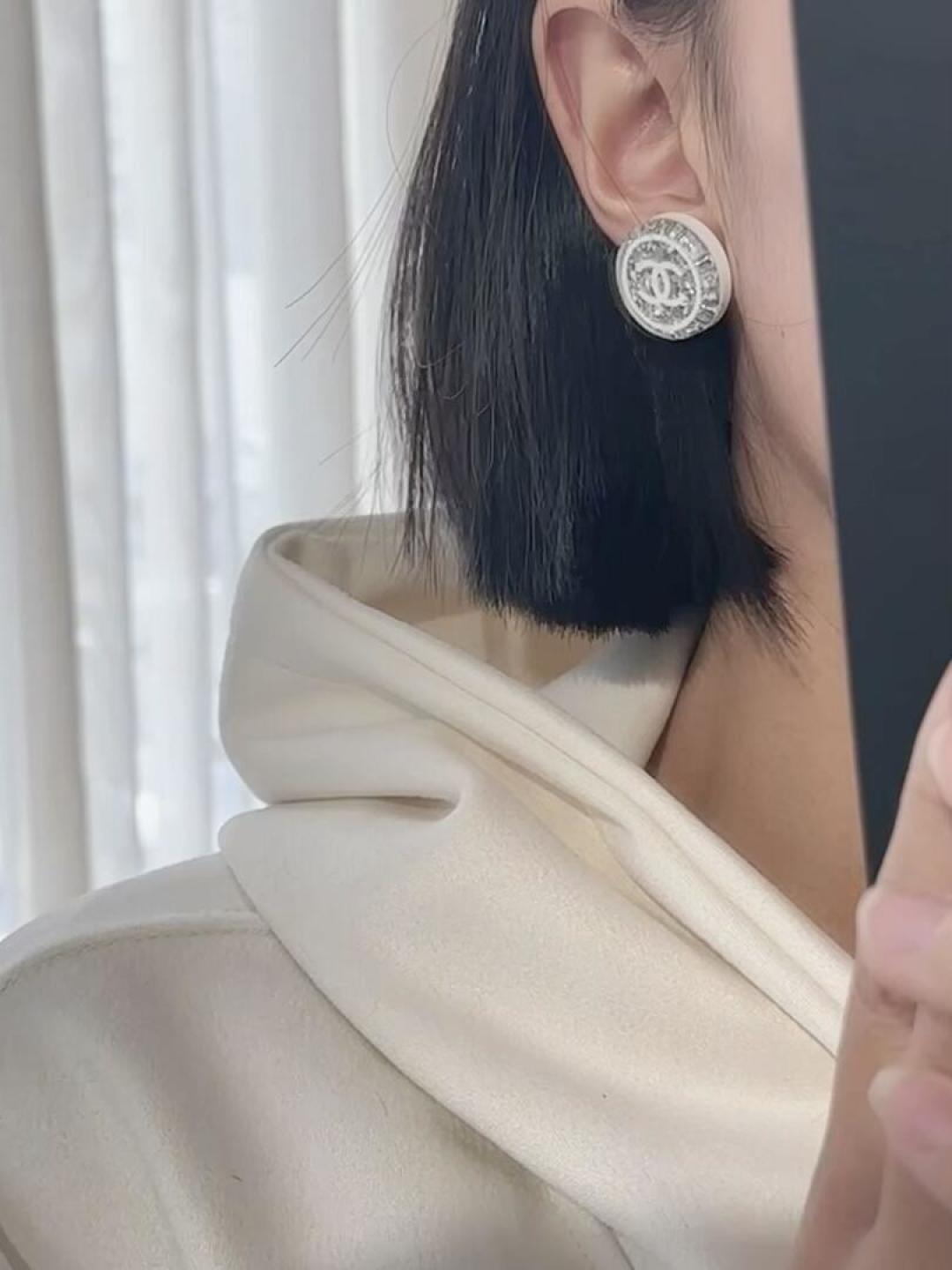 CHANEL Earrings|耳环