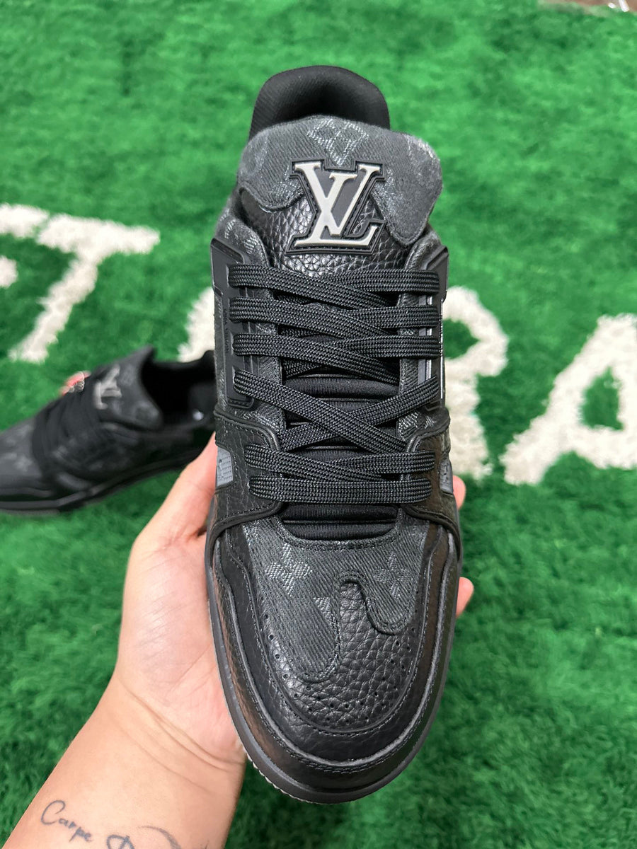 Lv Trainer