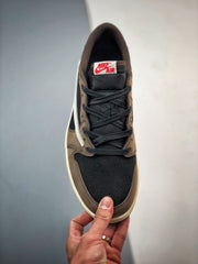 Nike AJ1 Low Travis Scott