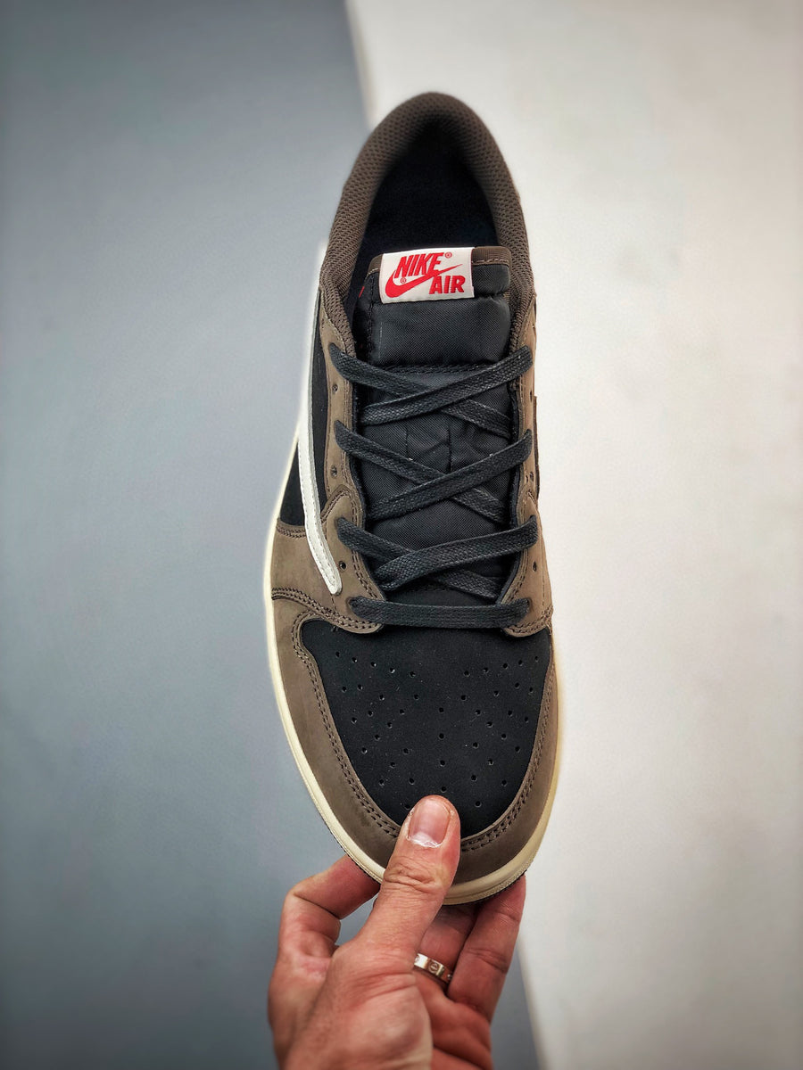 Nike AJ1 Low Travis Scott