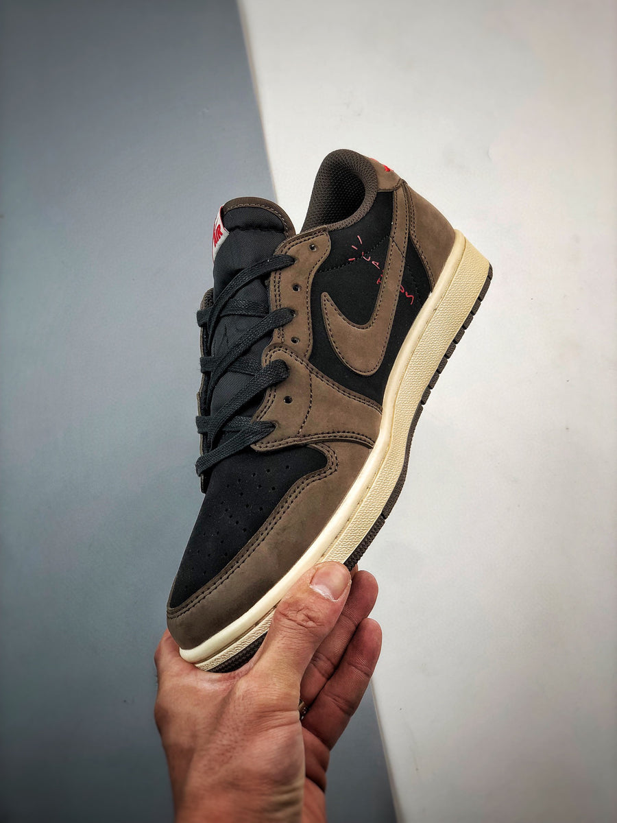 Nike AJ1 Low Travis Scott