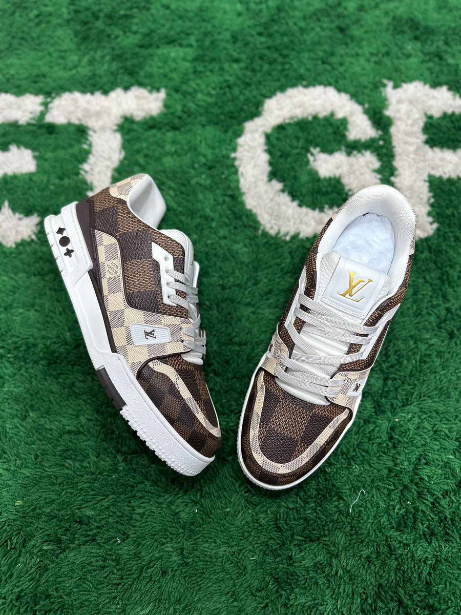 Lv Trainer
