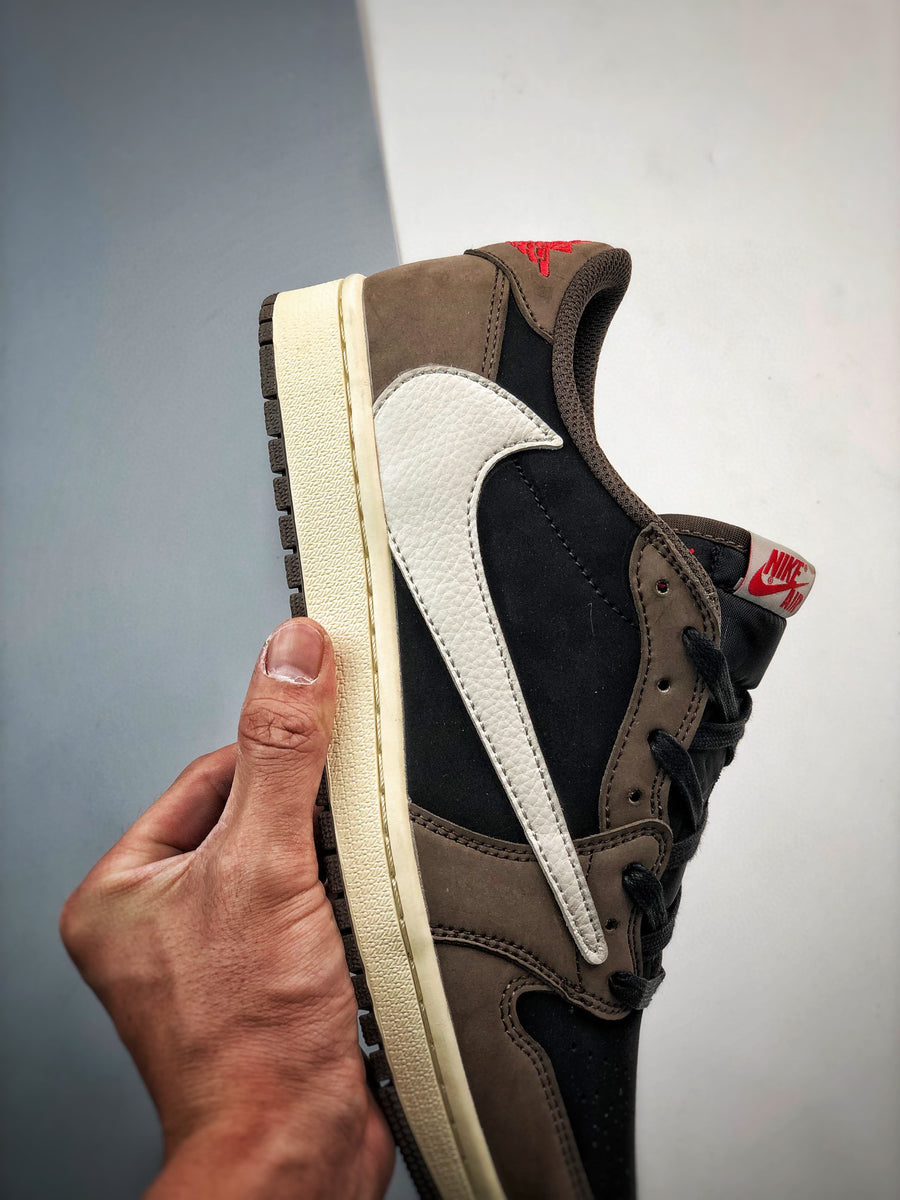 Nike AJ1 Low Travis Scott
