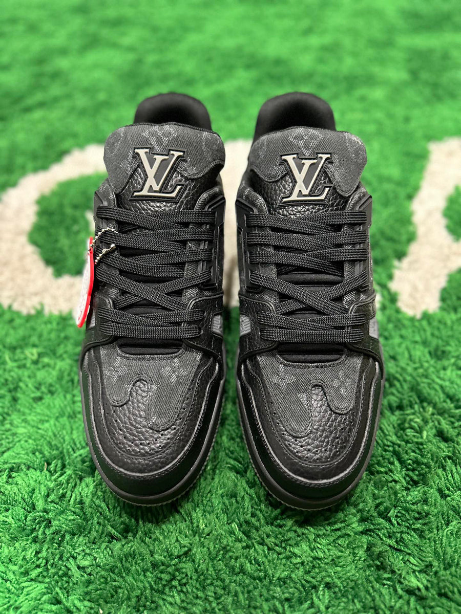 Lv Trainer