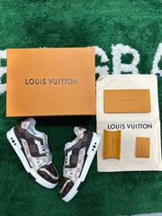 Lv Trainer