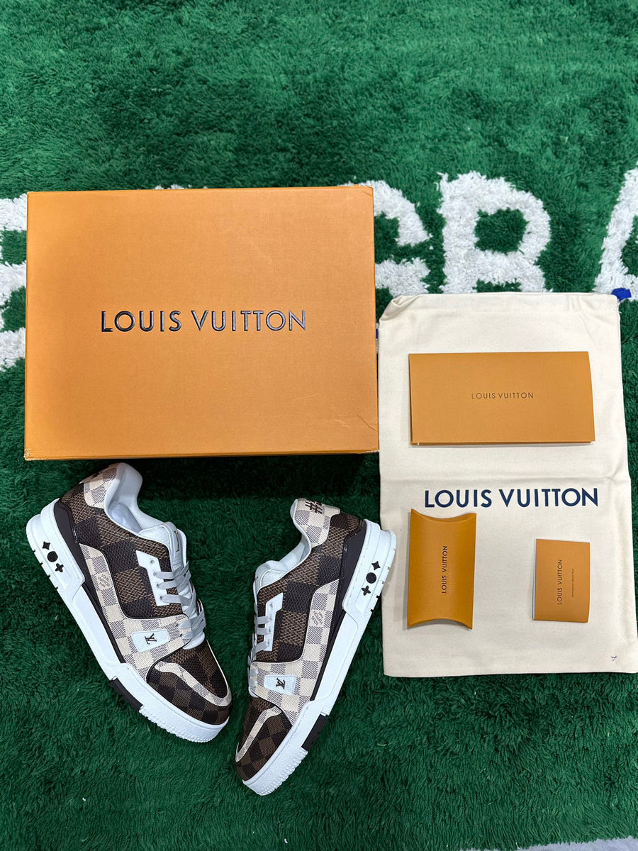 Lv Trainer