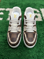 Lv Trainer