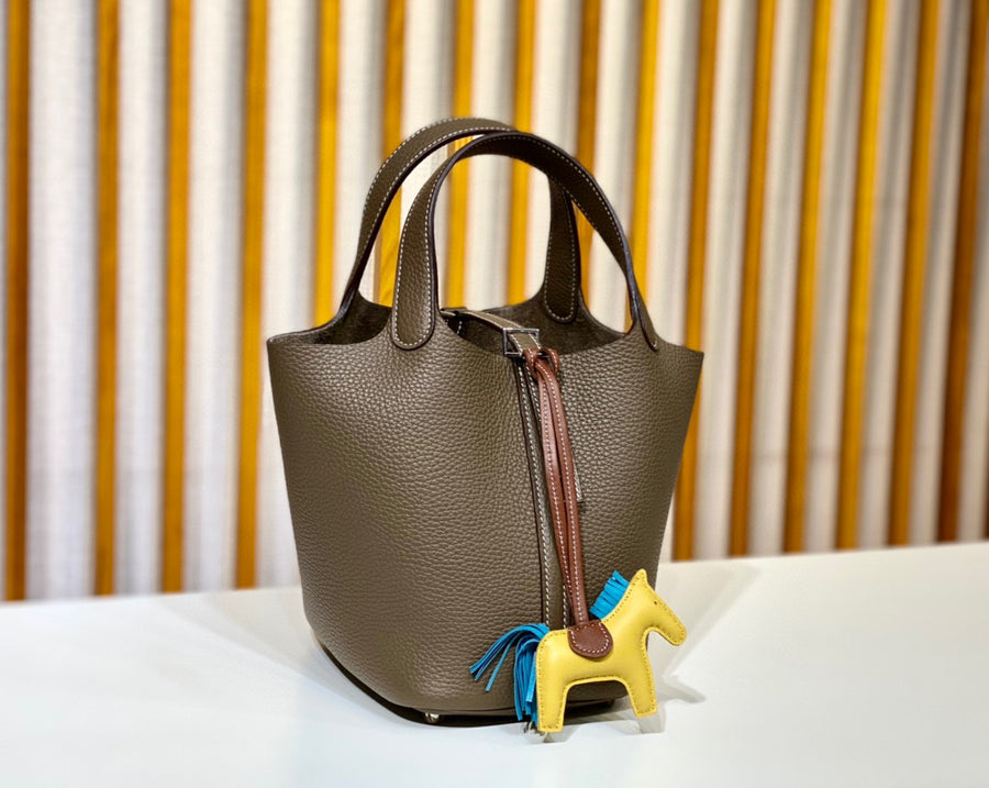 Hermes Picotin 18 Etoupe Clemence