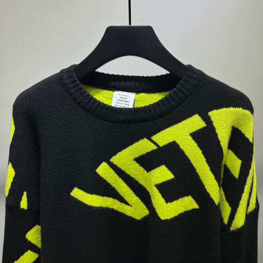 VETEMENTS SWEATER