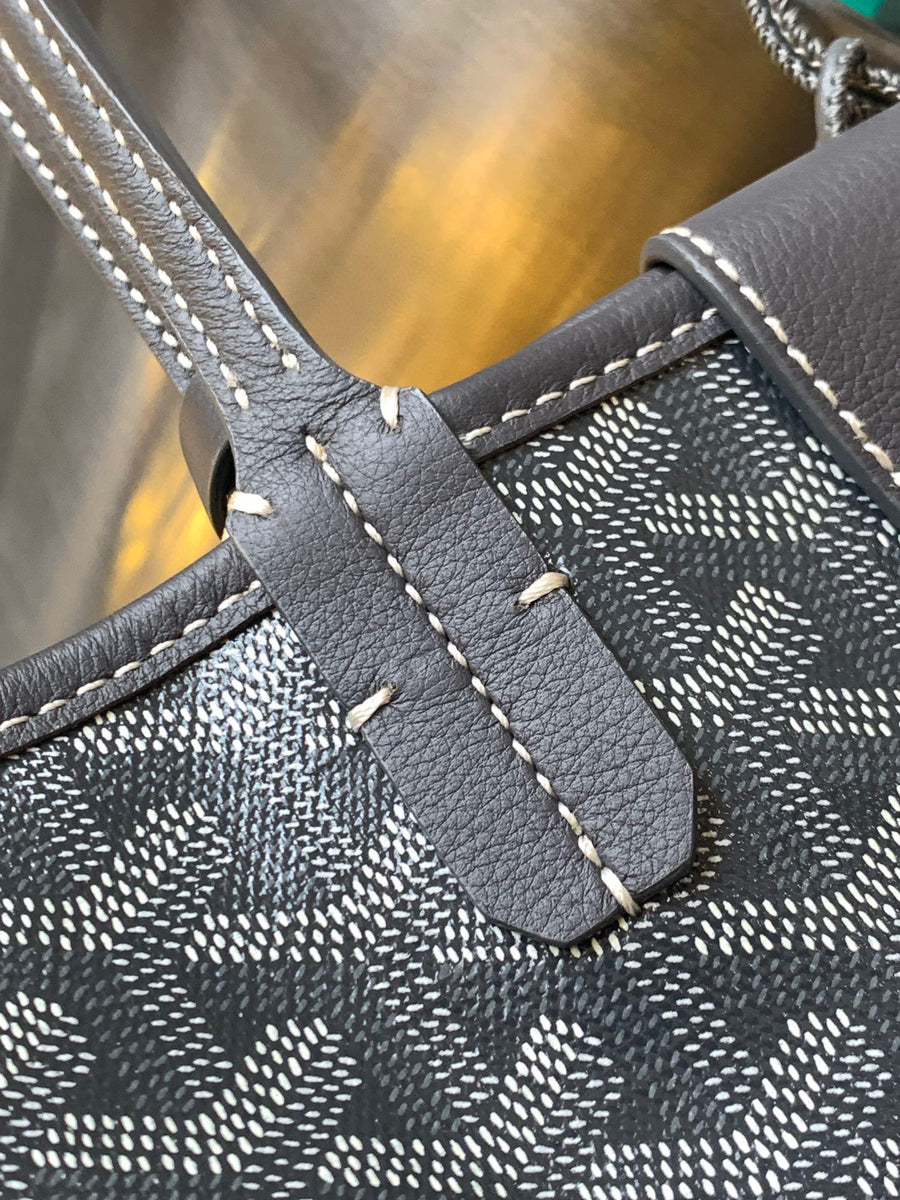 Goyard Bag