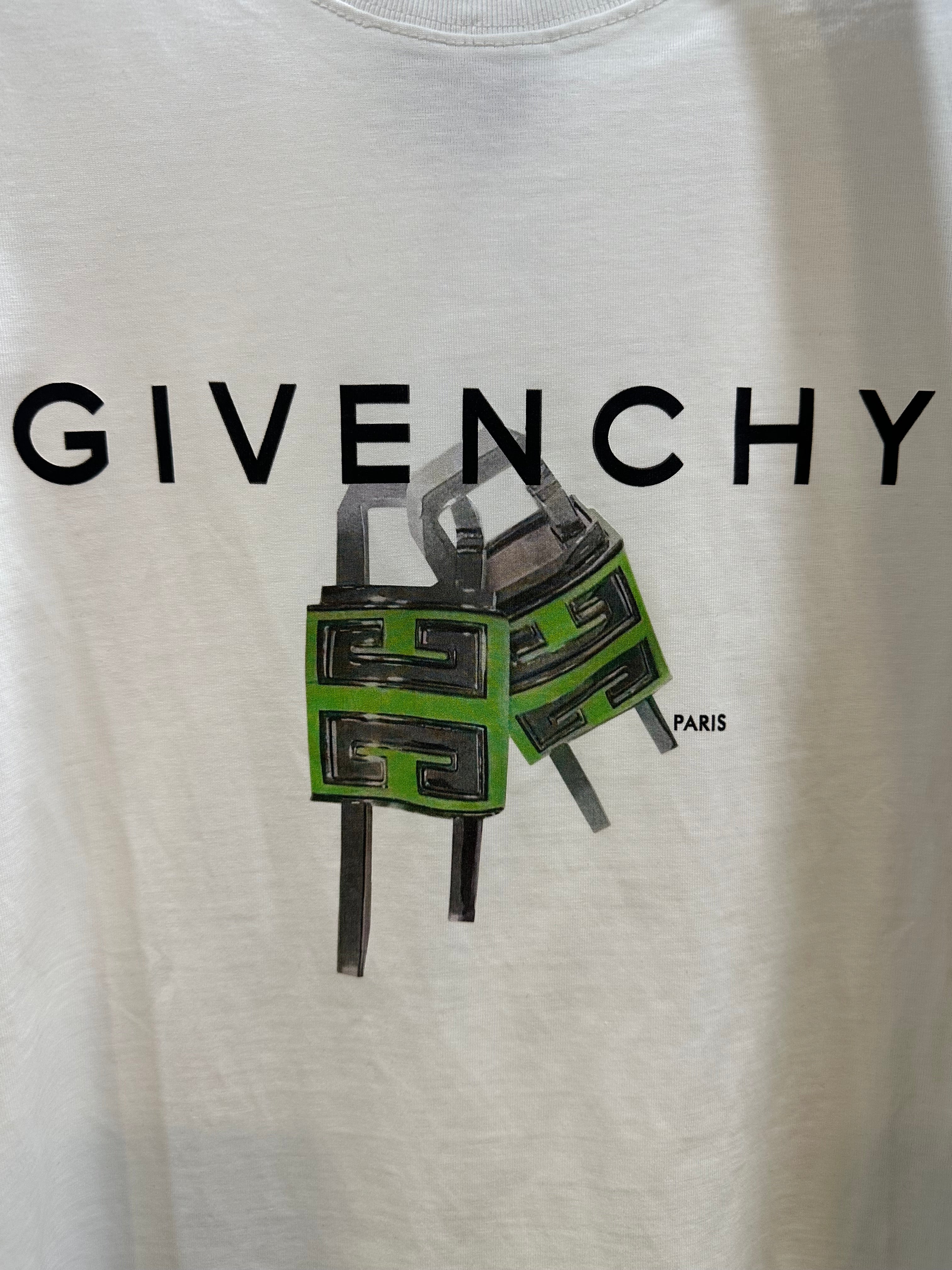 Givenchy T-shirt