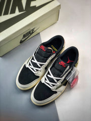 Nike AJ1 Low Travis Scott