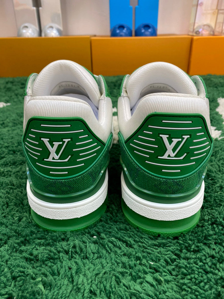 Lv Trainer