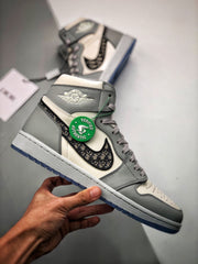 Dior 与 AJ1 高帮