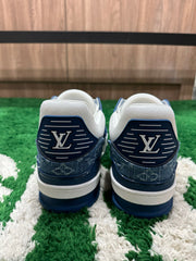 Lv Trainer