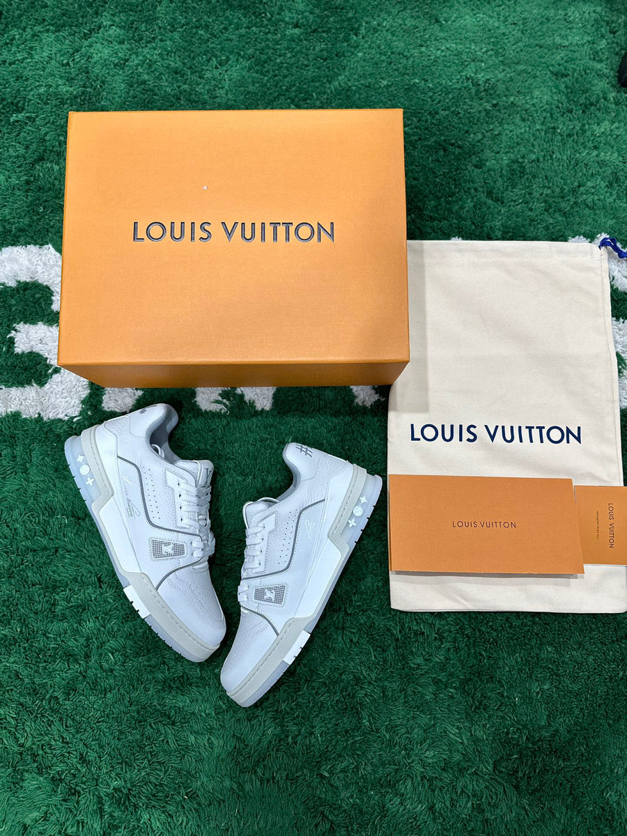 Lv Trainer