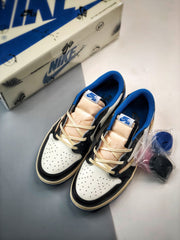 Nike AJ1 Low 特拉维斯·斯科特