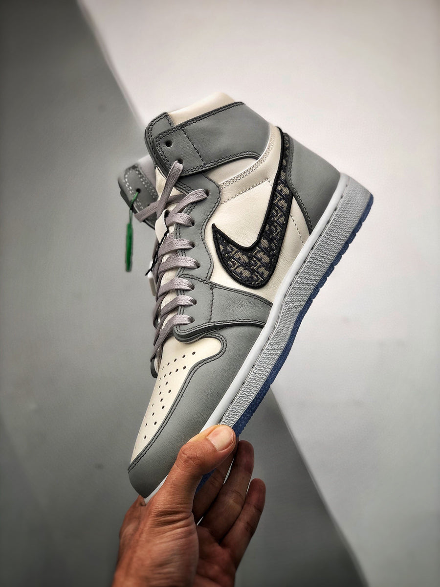 Dior 与 AJ1 高帮